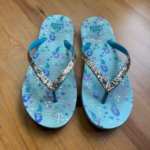 Reef mermaid flip flops size 2/3